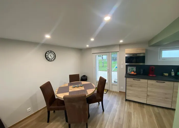 度假居 De Julien Et Guylaine 布朗托姆